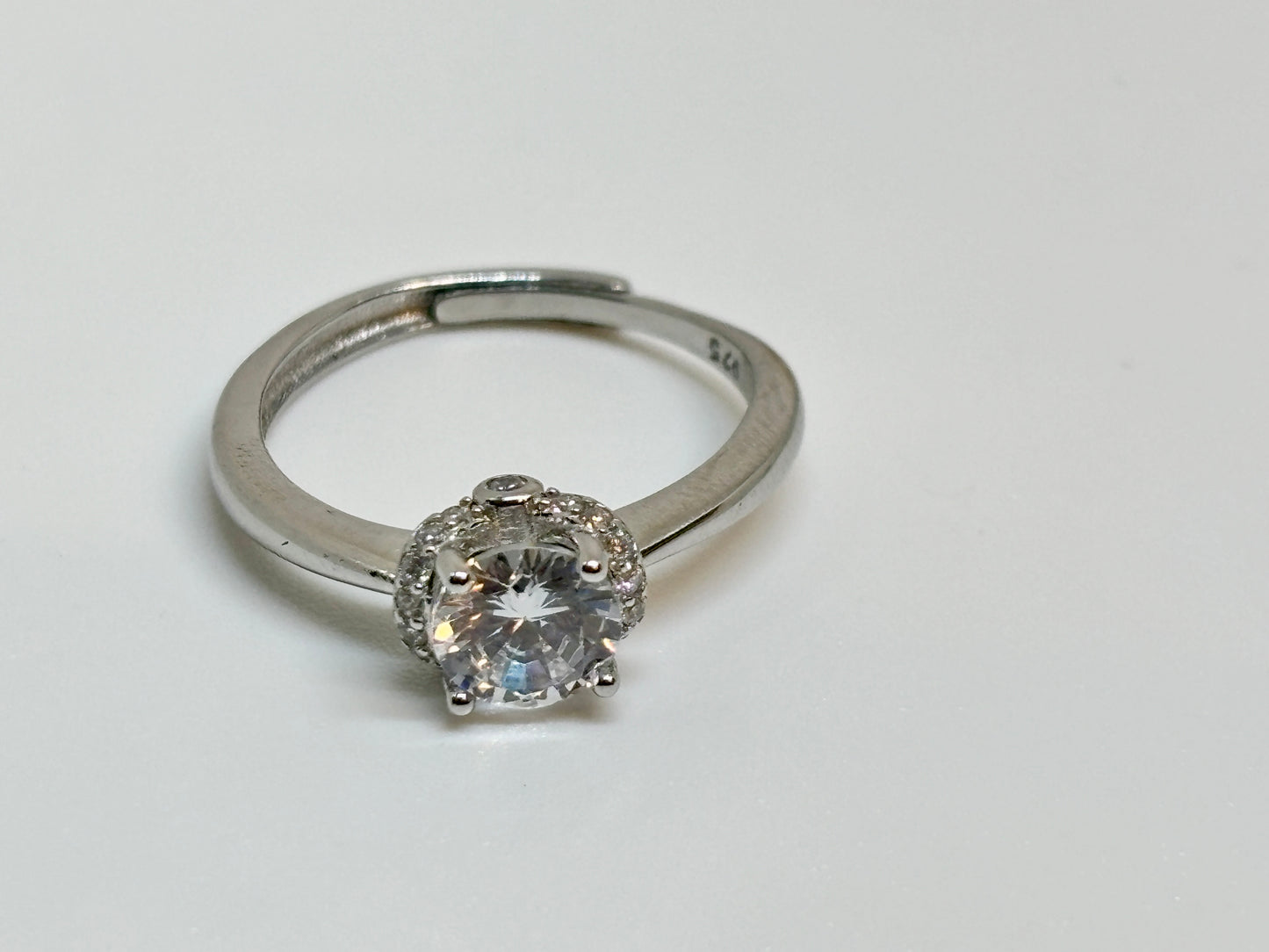 925 Sterling Silver Crown Solitaire Ring