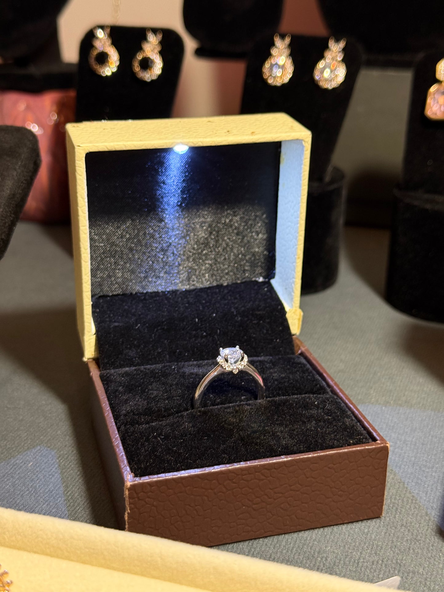 925 Sterling Silver Crown Solitaire Ring