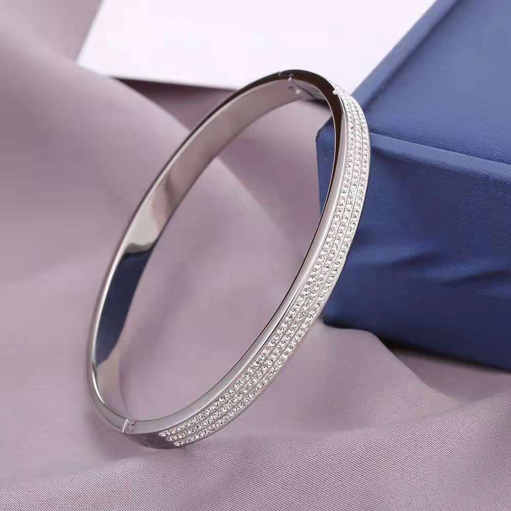 Elegance Silver Sparkle Bangle