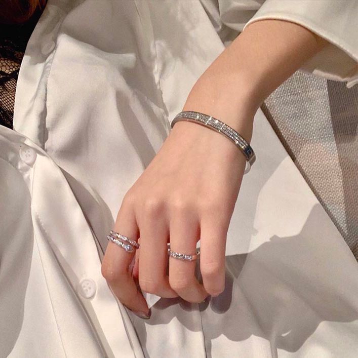 Elegance Silver Sparkle Bangle