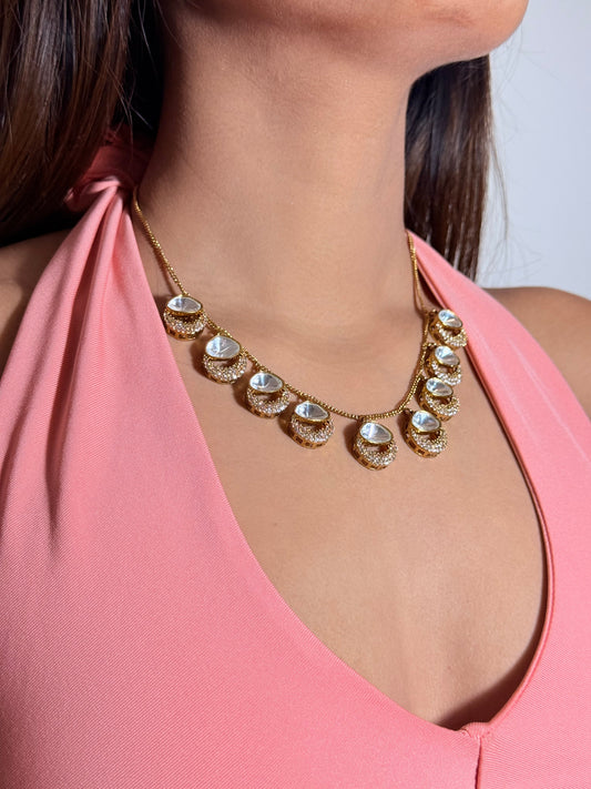 Delicate Gold-Plated Necklace Set