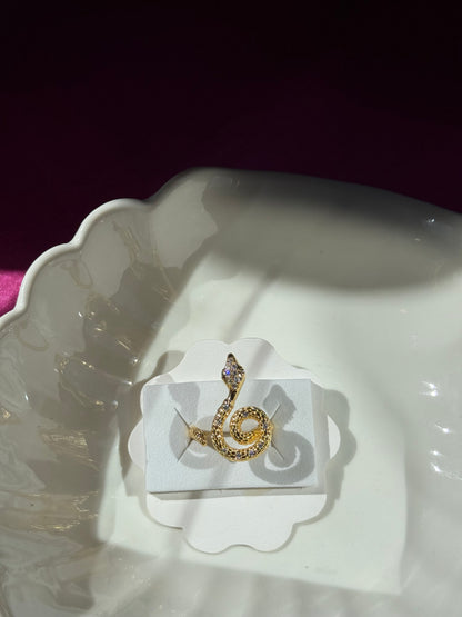 Gold Serpent Wrap Ring – Bold & Dazzling Snake Design