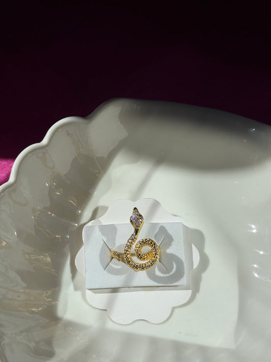 Gold Serpent Wrap Ring – Bold & Dazzling Snake Design