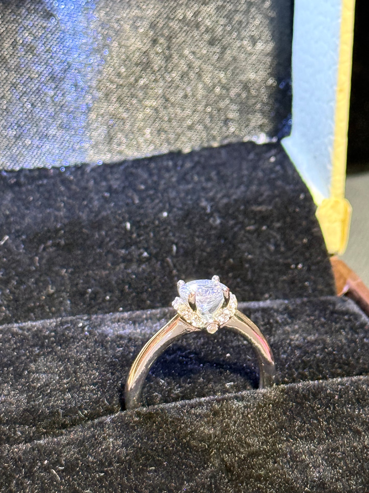 925 Sterling Silver Crown Solitaire Ring