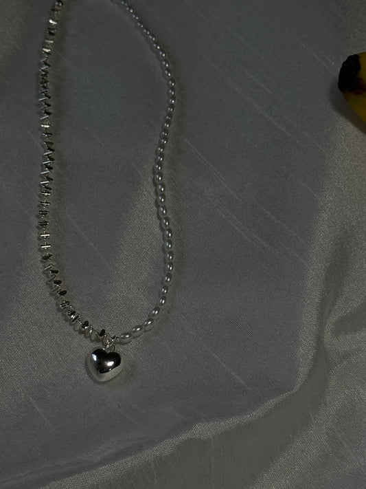 Silver Heart Beaded pearls Necklace