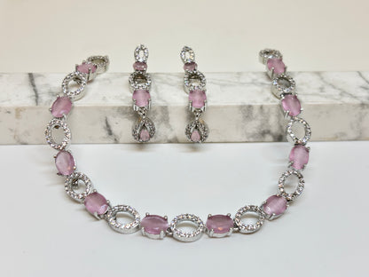 Elegant American diamond necklace✨