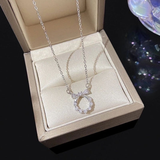 Minimal Bow Knot crystal Necklace