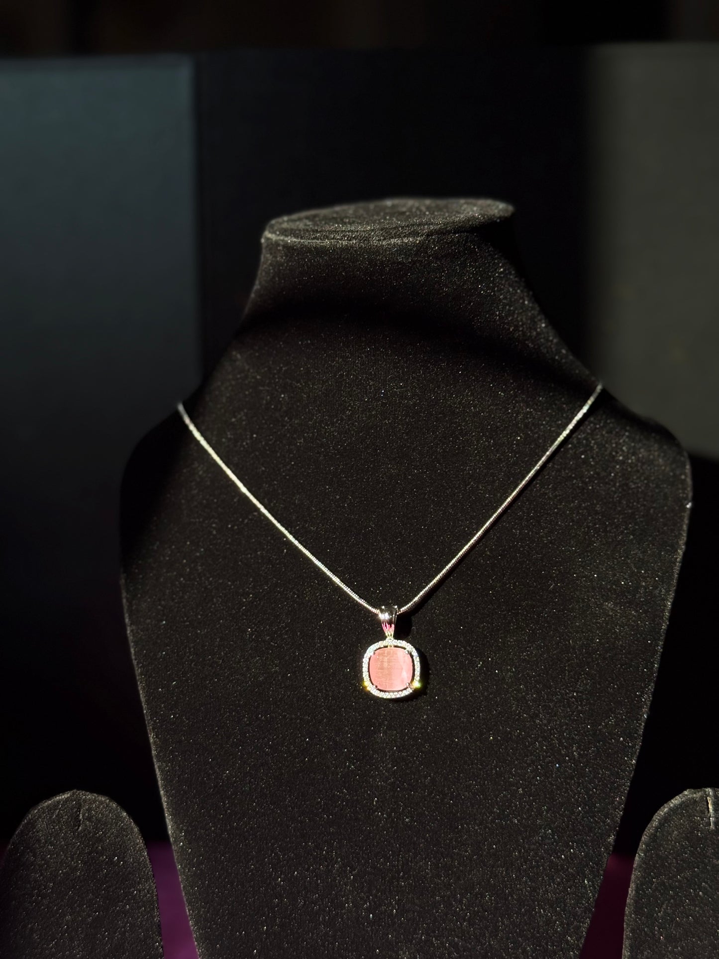 Blush Radiance Necklace Set