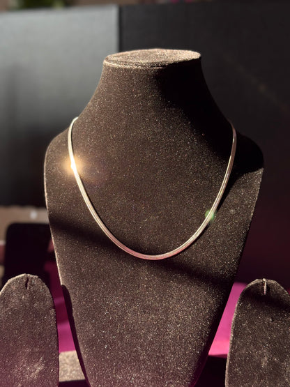 Snake skin Glow Sleek Chain