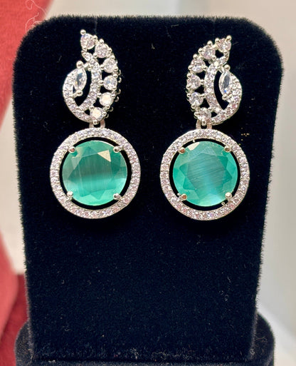 Regal Radiance Necklace Set