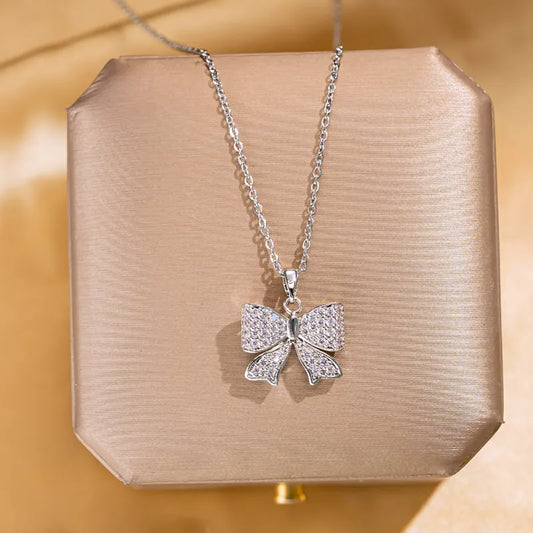 Silver short Bow necklace