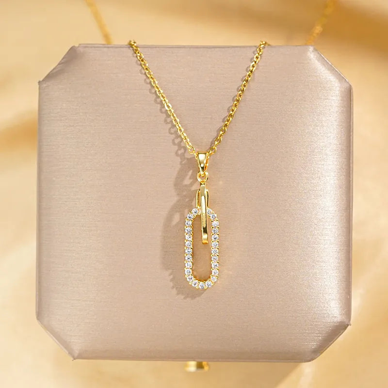 Paper Clip Oval Pendant Necklace