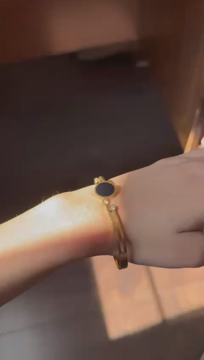 Noir Charm Onyx Bangle