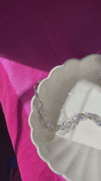 Elegant American diamond necklace✨